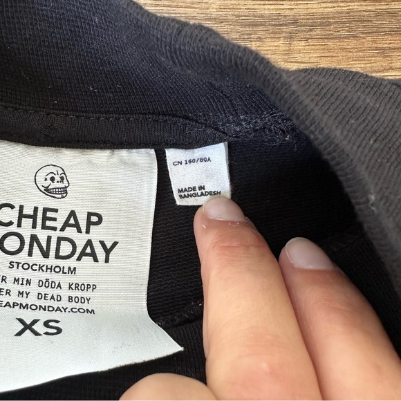 Cheap Monday Women’s Shirt Skirt Sweatsuit Set‎ Fence Print XS Black Flaw - Picture 6 of 15